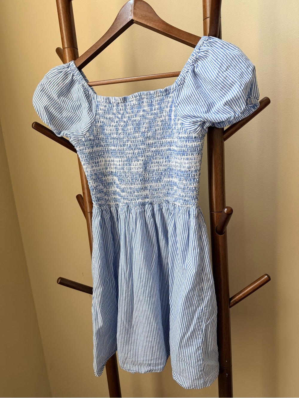 Crewcuts Light Blue & White Striped Puff-Sleeve Shirred Dress